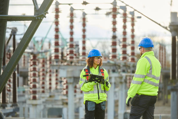 Best Local Electrician Companies  in Waterford, CA